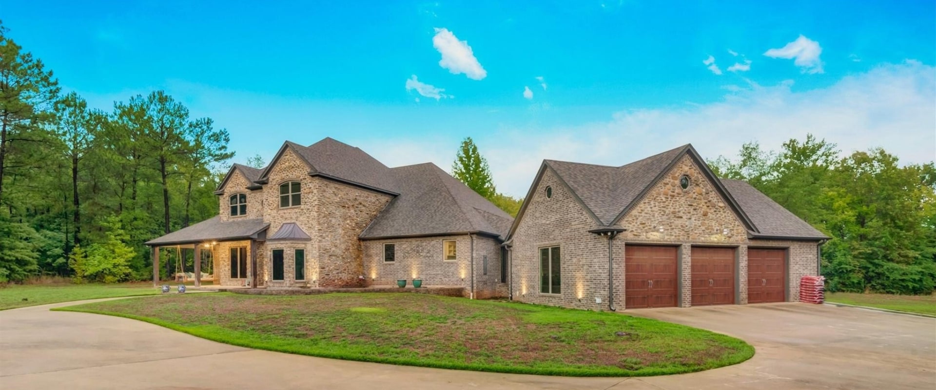 Buying A Lindale Texas Luxury Home As Investment Property: How A Realtor Can Help